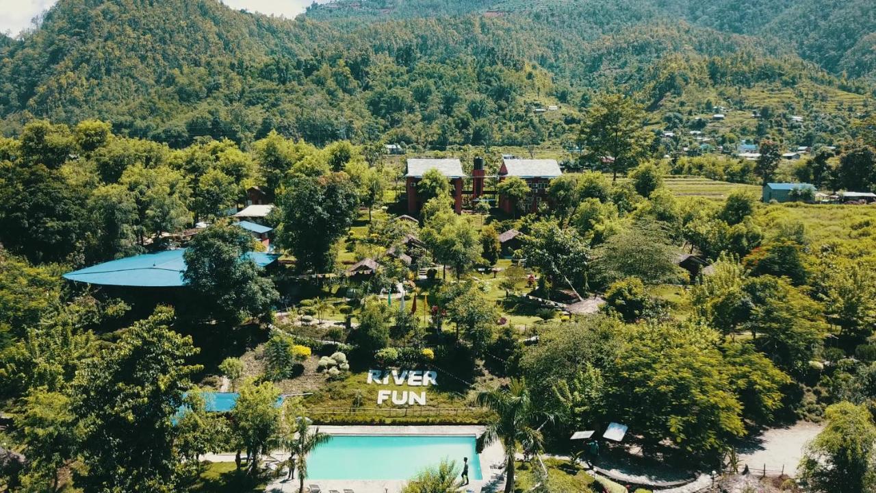River Fun Beach Resort Gorkhā Екстериор снимка