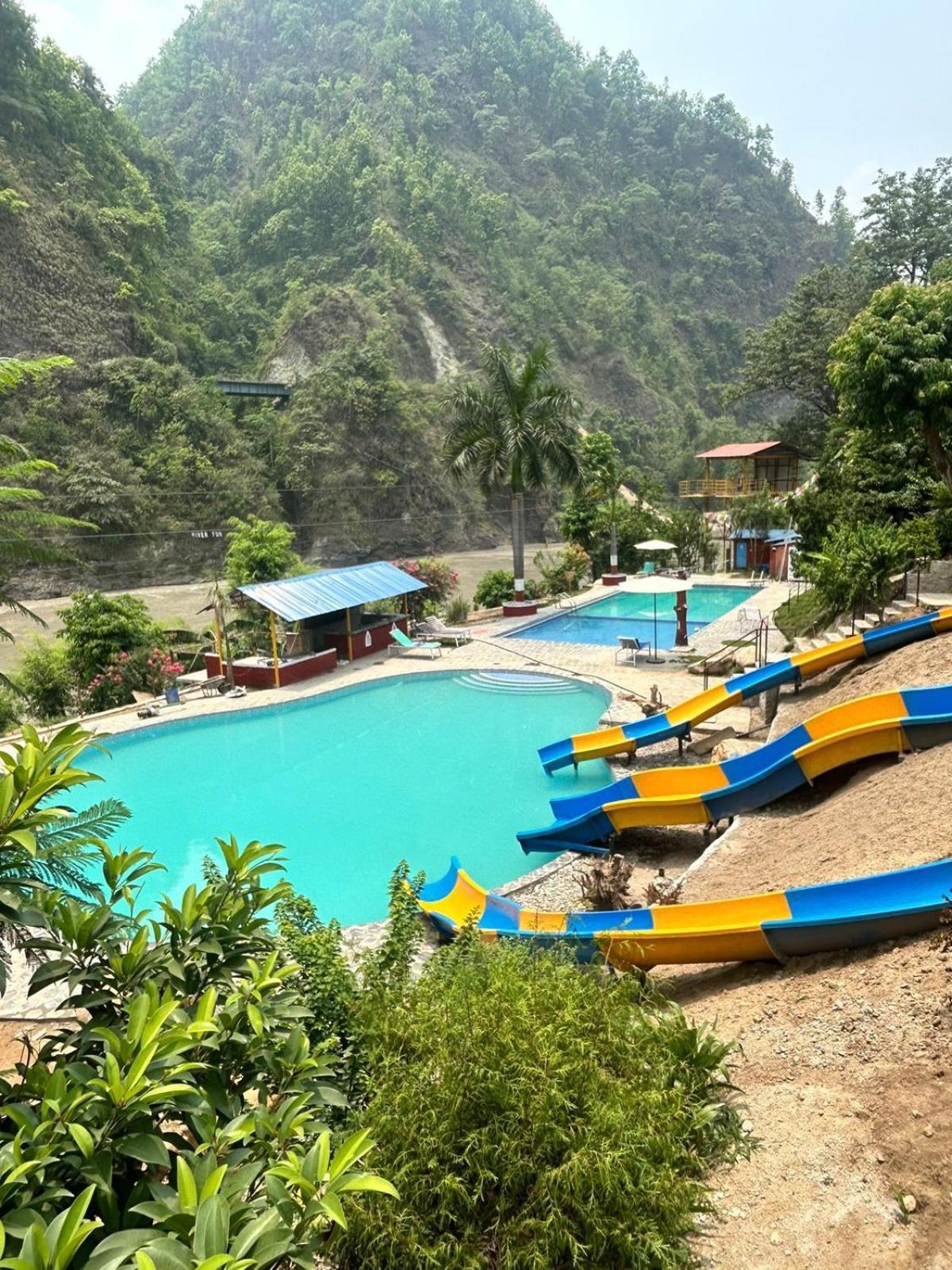 River Fun Beach Resort Gorkhā Екстериор снимка